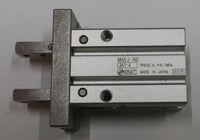 SMC シリンダー（オートSW無し） MHZL2-16D